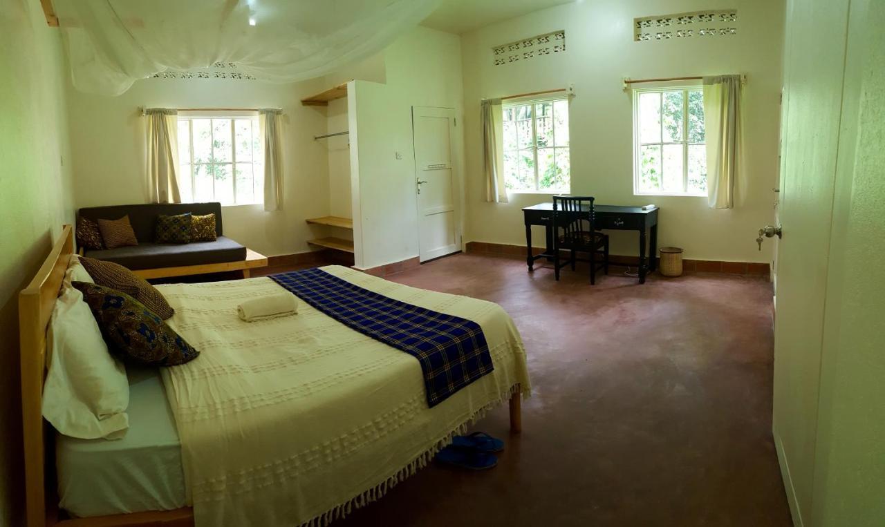 Bwindi Guest House Kanungu Екстериор снимка